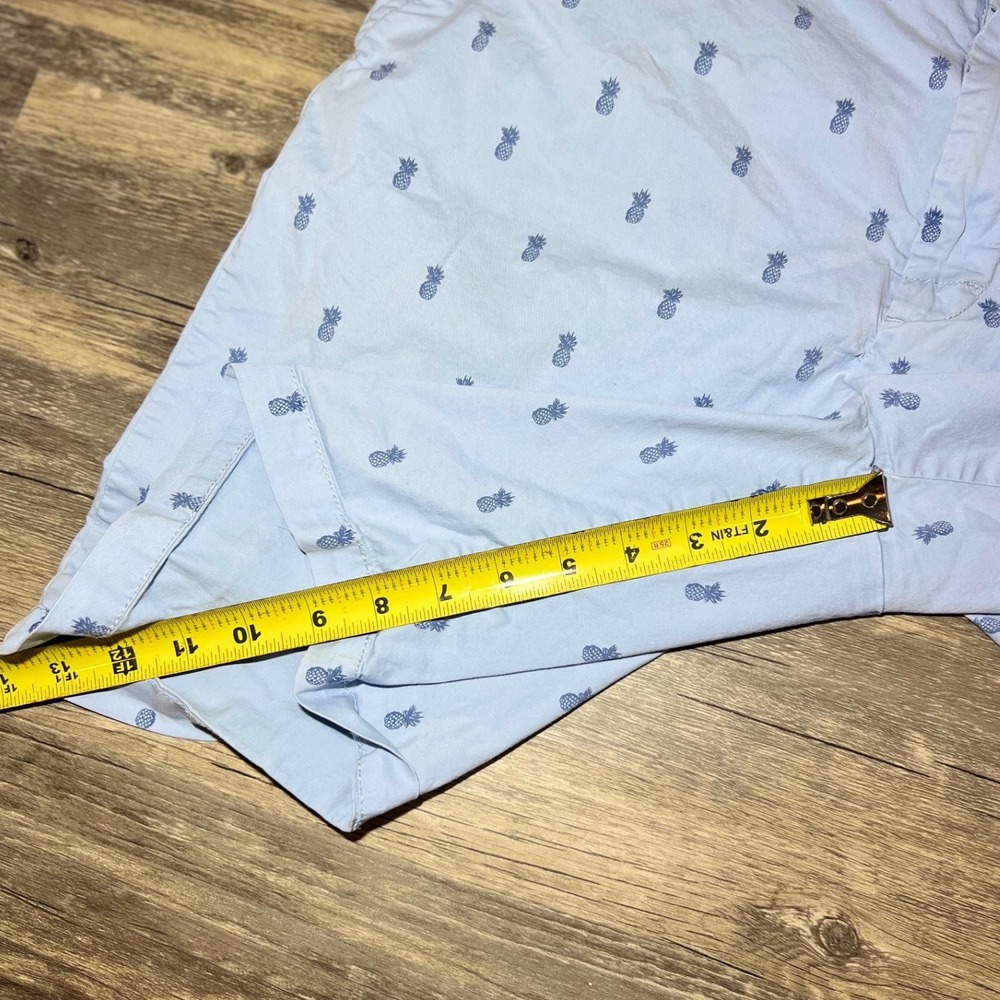IZOD Pineapple Print Chino Shorts Men's 36W Light Blue Preppy Golf Casual - Picture 5 of 8